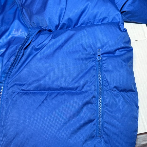NEW! Nike Sportswear Club Men's Puffer Jacket Quilted Medium Winter Coat - Picture 9 of 12